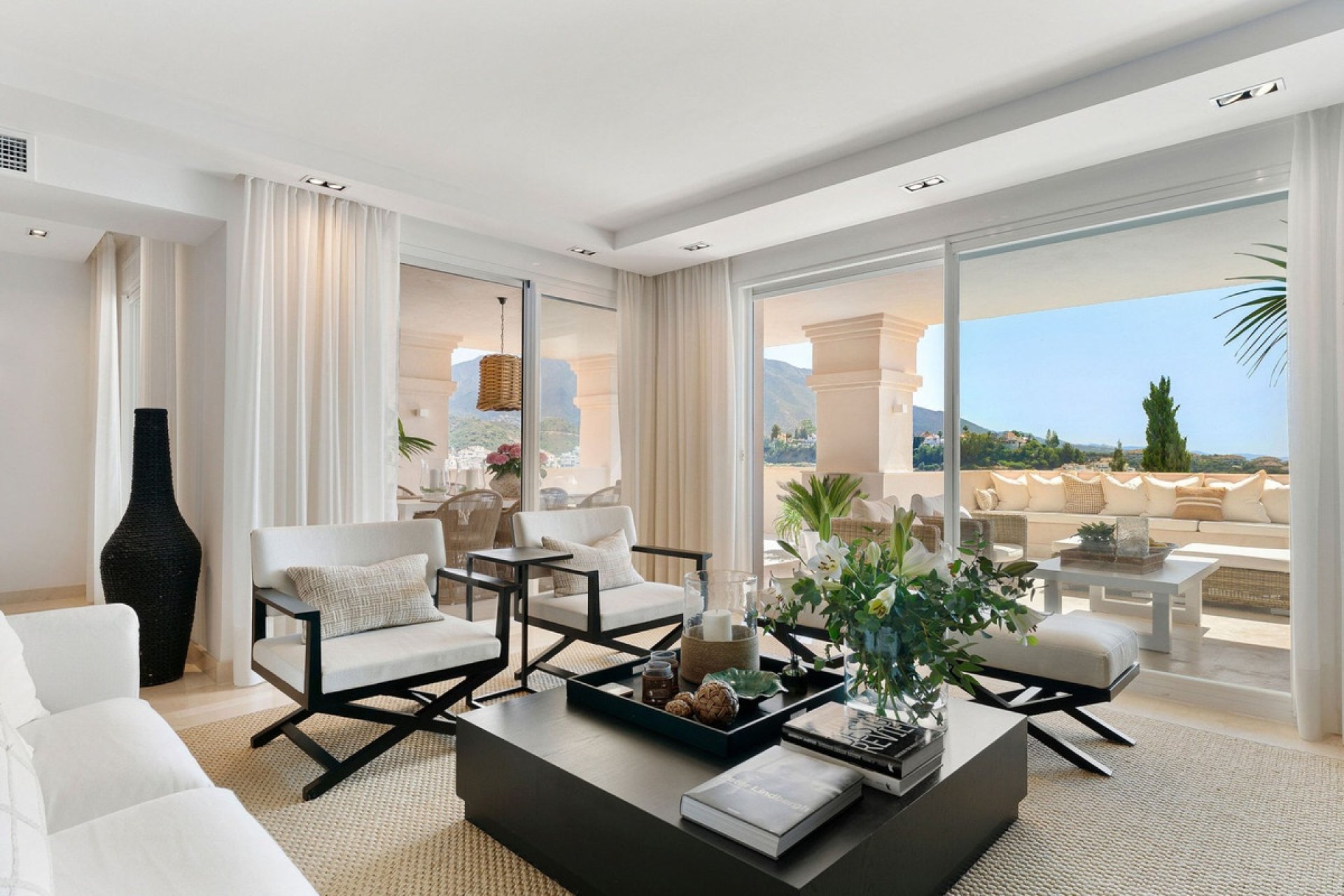 Resale - apartment - Marbella - Nueva Andalucía
