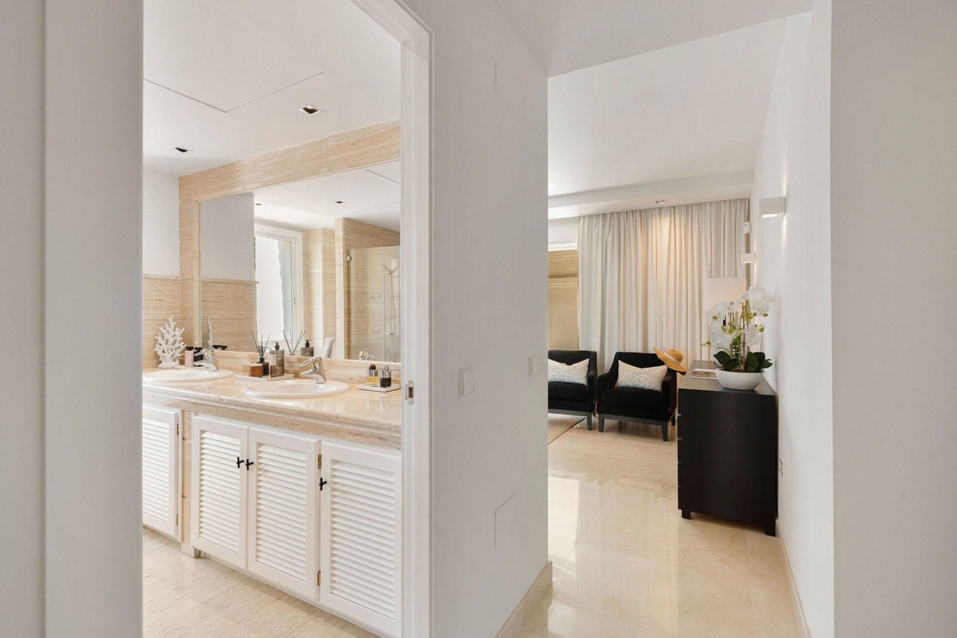 Resale - apartment - Marbella - Nueva Andalucía