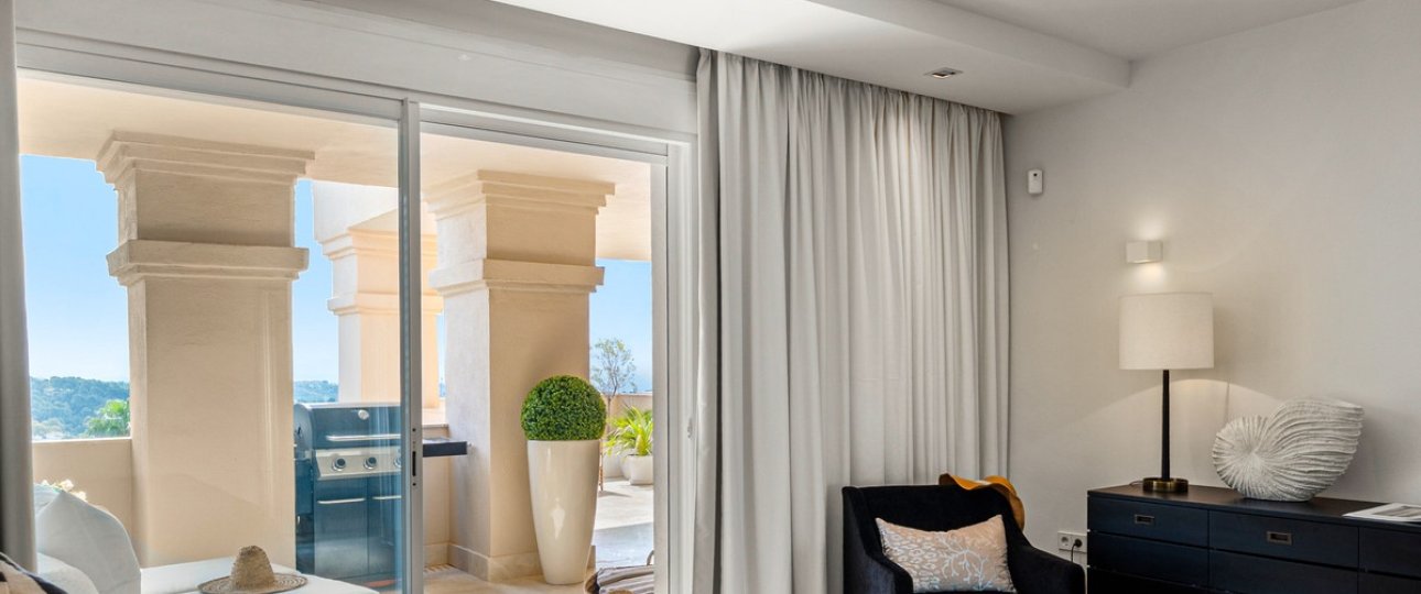 Resale - apartment - Marbella - Nueva Andalucía