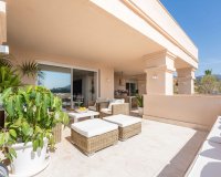 Resale - apartment - Marbella - Nueva Andalucía