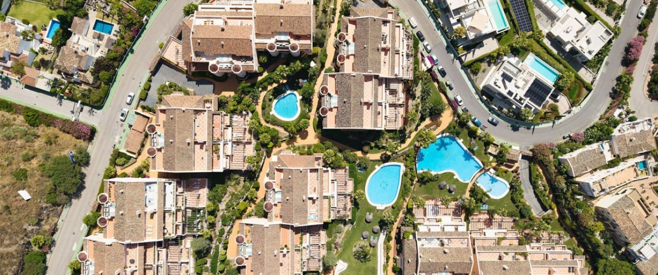 Resale - apartment - Marbella - Nueva Andalucía