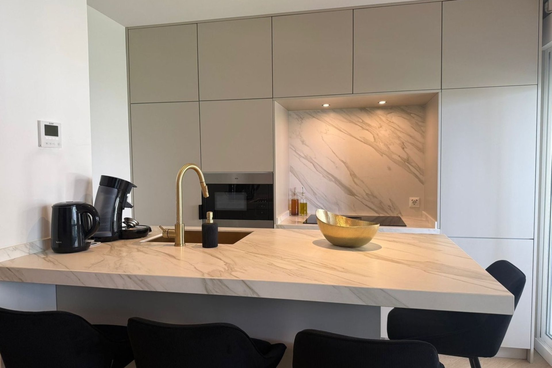 Resale - apartment - Marbella - Nueva Andalucía