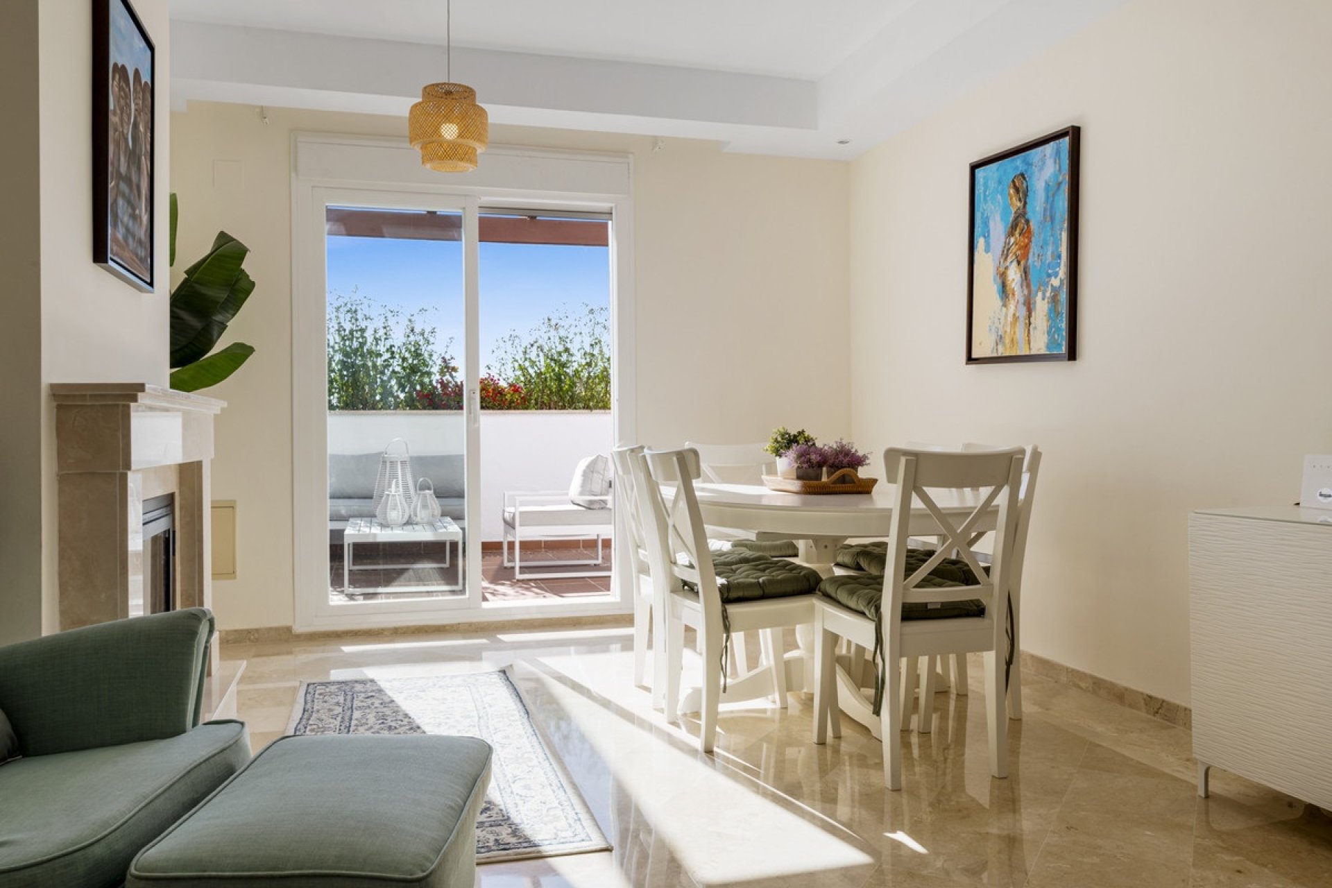 Resale - apartment - Marbella - Nueva Andalucía