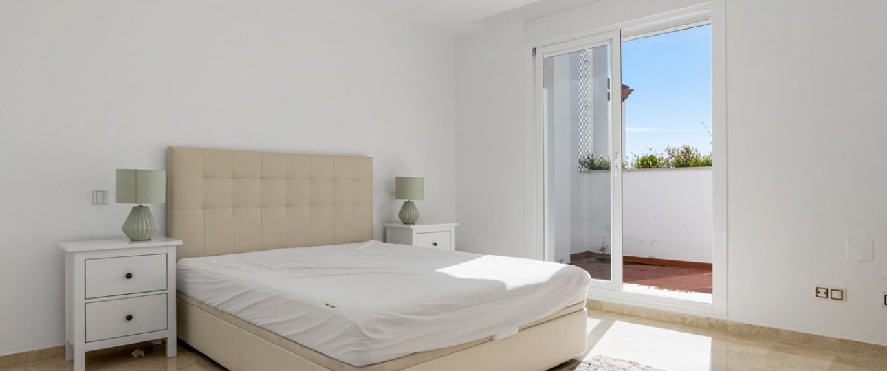 Resale - apartment - Marbella - Nueva Andalucía