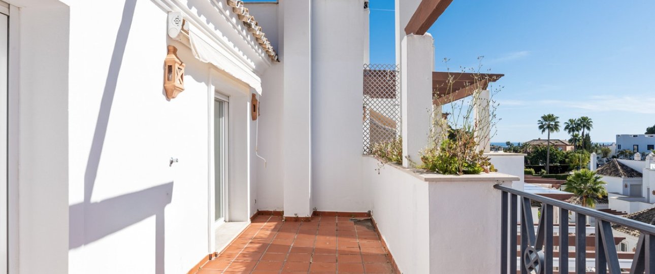 Resale - apartment - Marbella - Nueva Andalucía