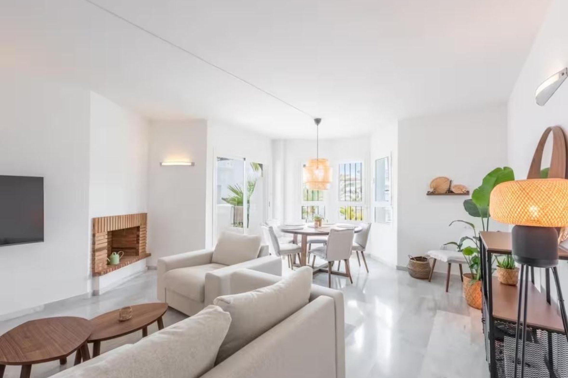Resale - apartment - Marbella - Nueva Andalucía