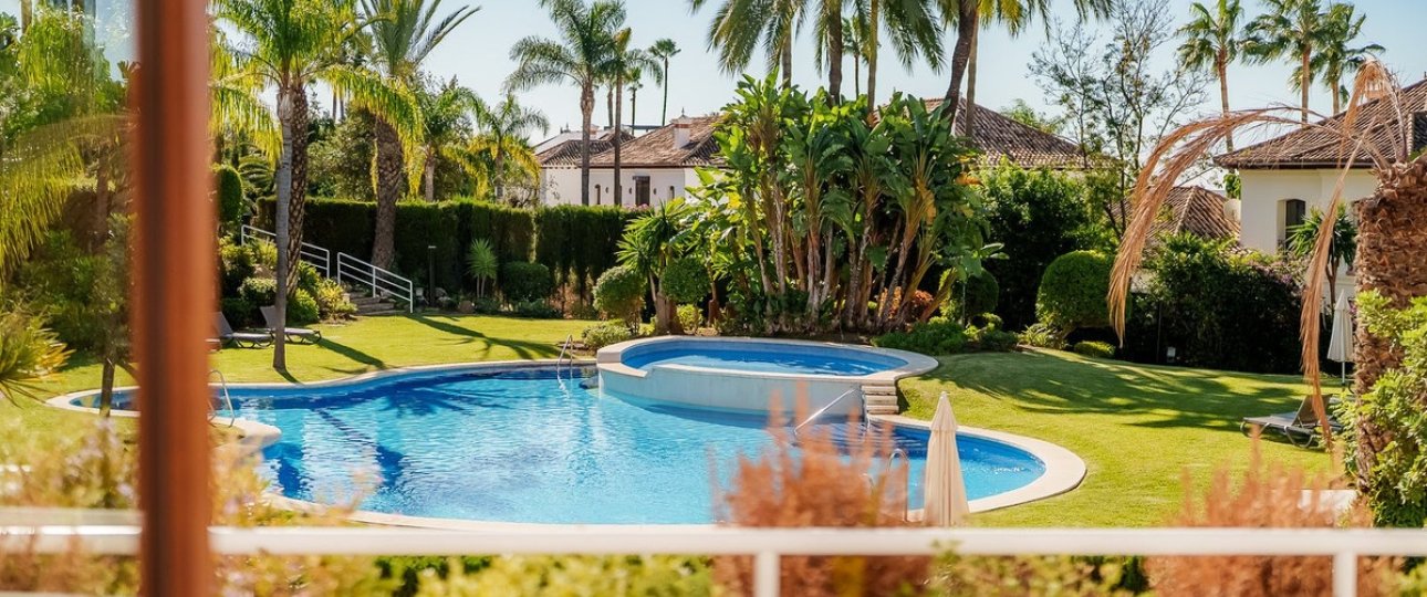 Resale - apartment - Marbella - Nueva Andalucía