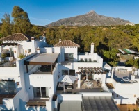 Resale - apartment - Marbella - Nueva Andalucía