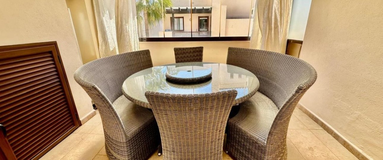 Resale - apartment - Marbella - Nueva Andalucía