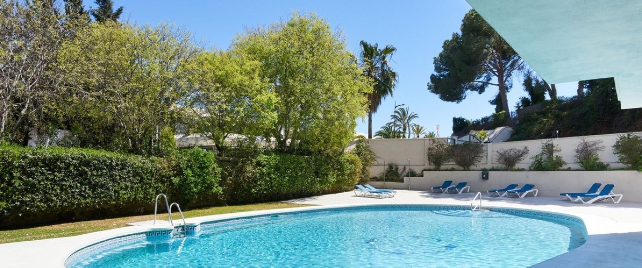 Resale - apartment - Marbella - Nueva Andalucía