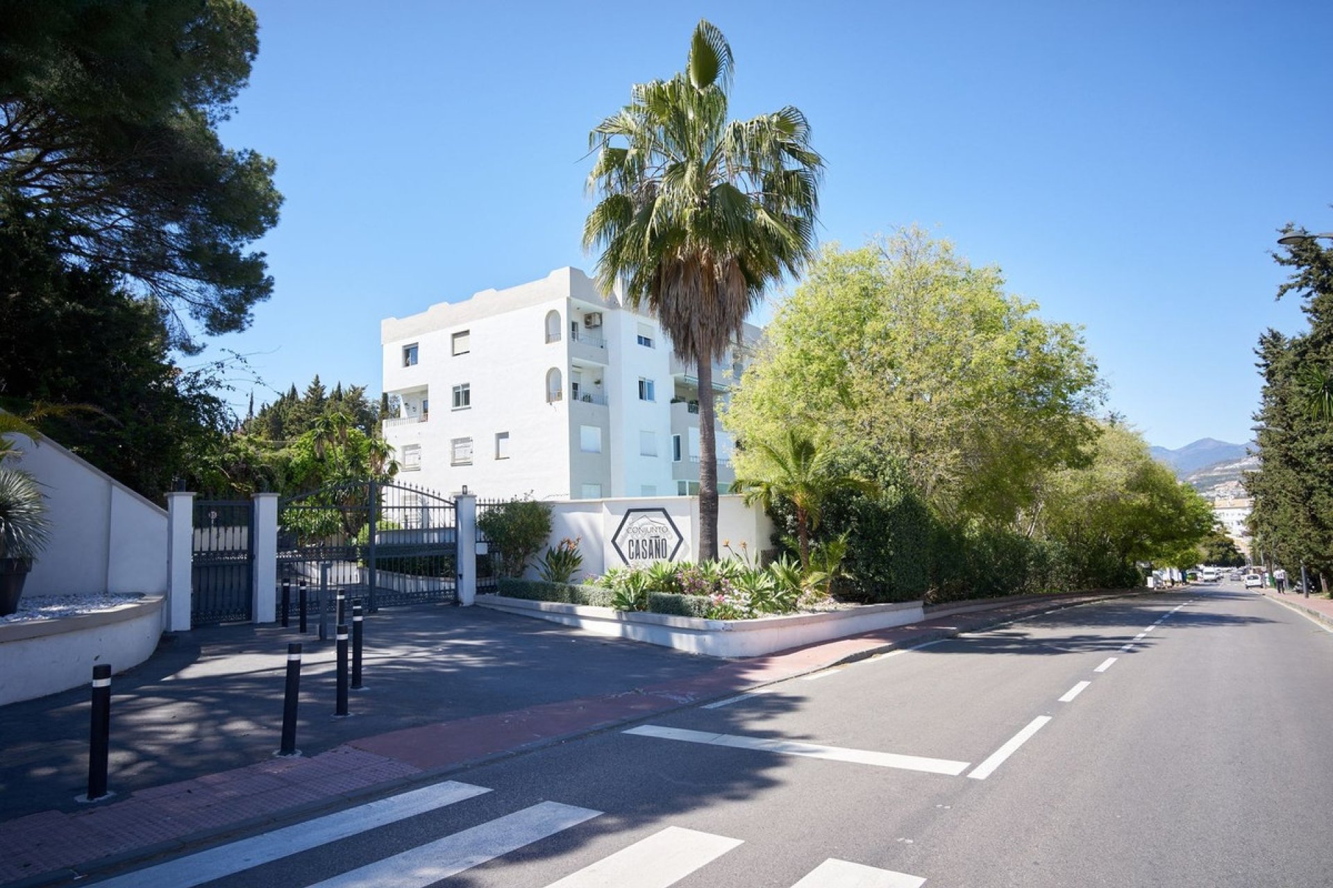 Resale - apartment - Marbella - Nueva Andalucía