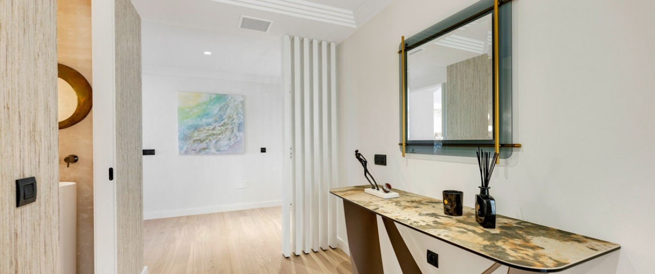 Resale - apartment - Marbella - Nueva Andalucía
