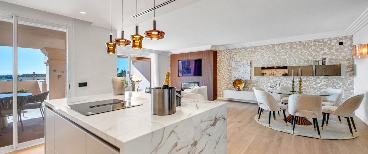Resale - apartment - Marbella - Nueva Andalucía