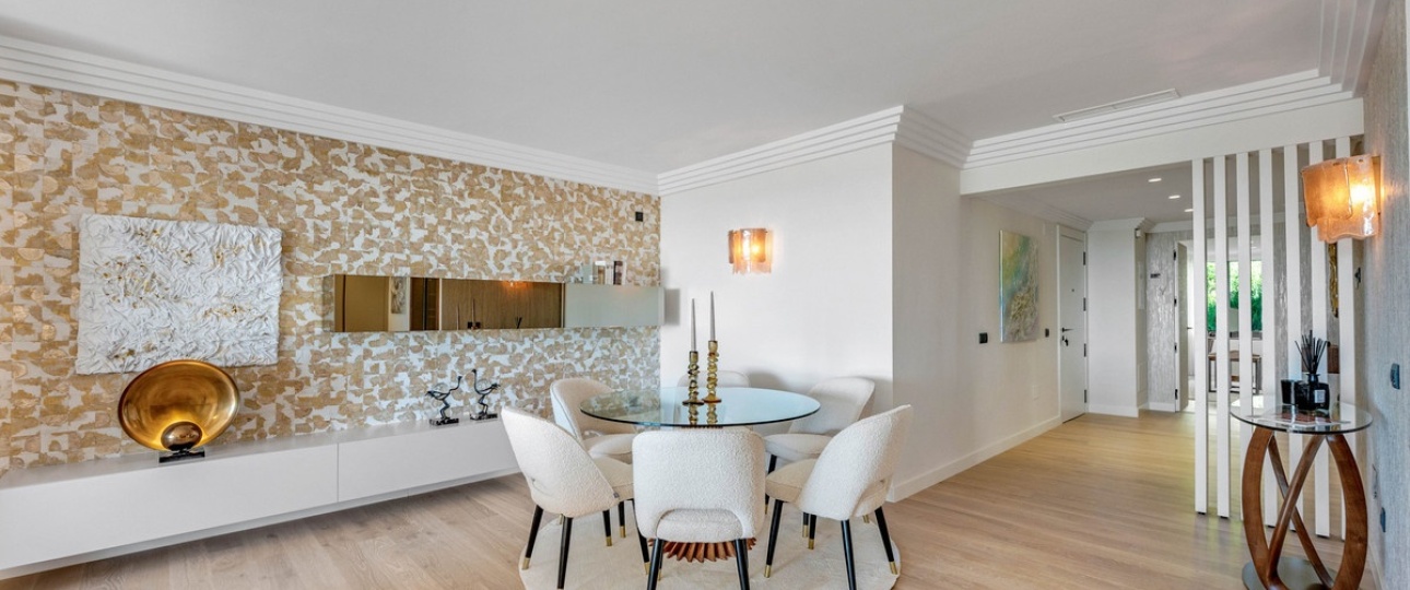 Resale - apartment - Marbella - Nueva Andalucía