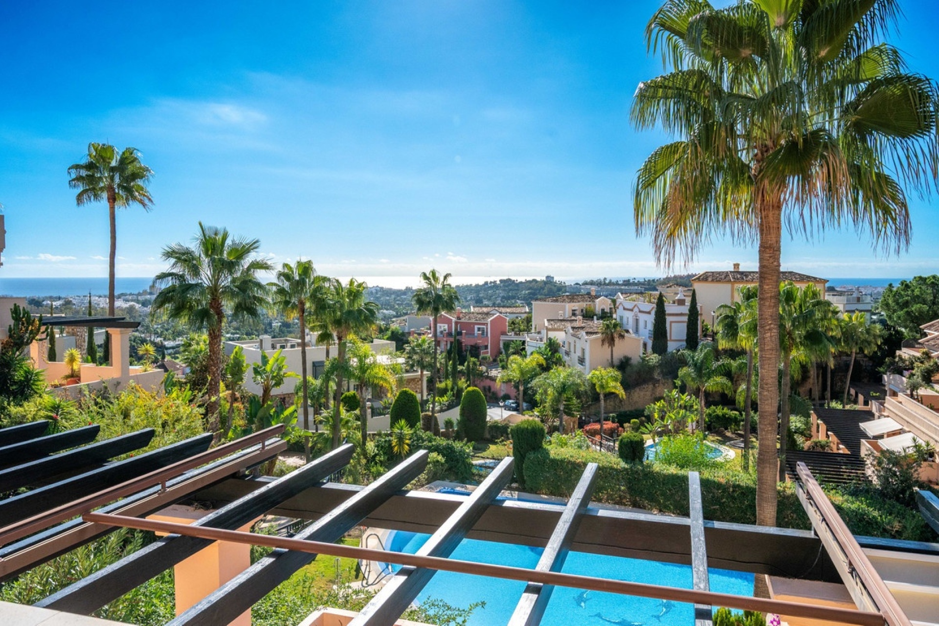 Resale - apartment - Marbella - Nueva Andalucía