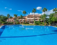 Resale - apartment - Marbella - Nueva Andalucía