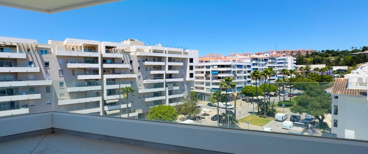 Resale - apartment - Marbella - Nueva Andalucía