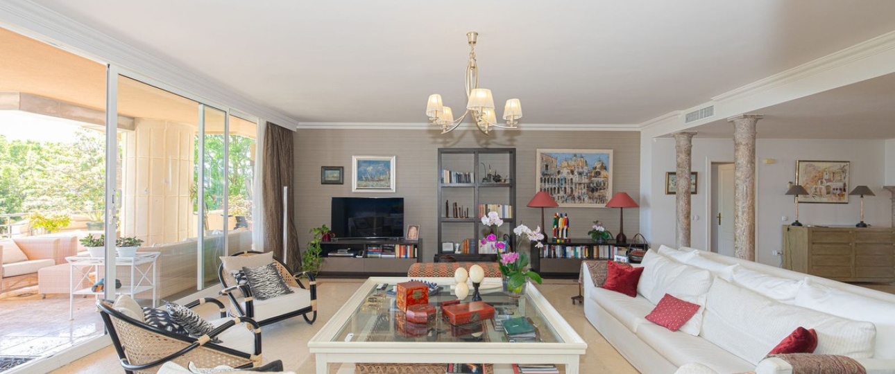 Resale - apartment - Marbella - Nueva Andalucía
