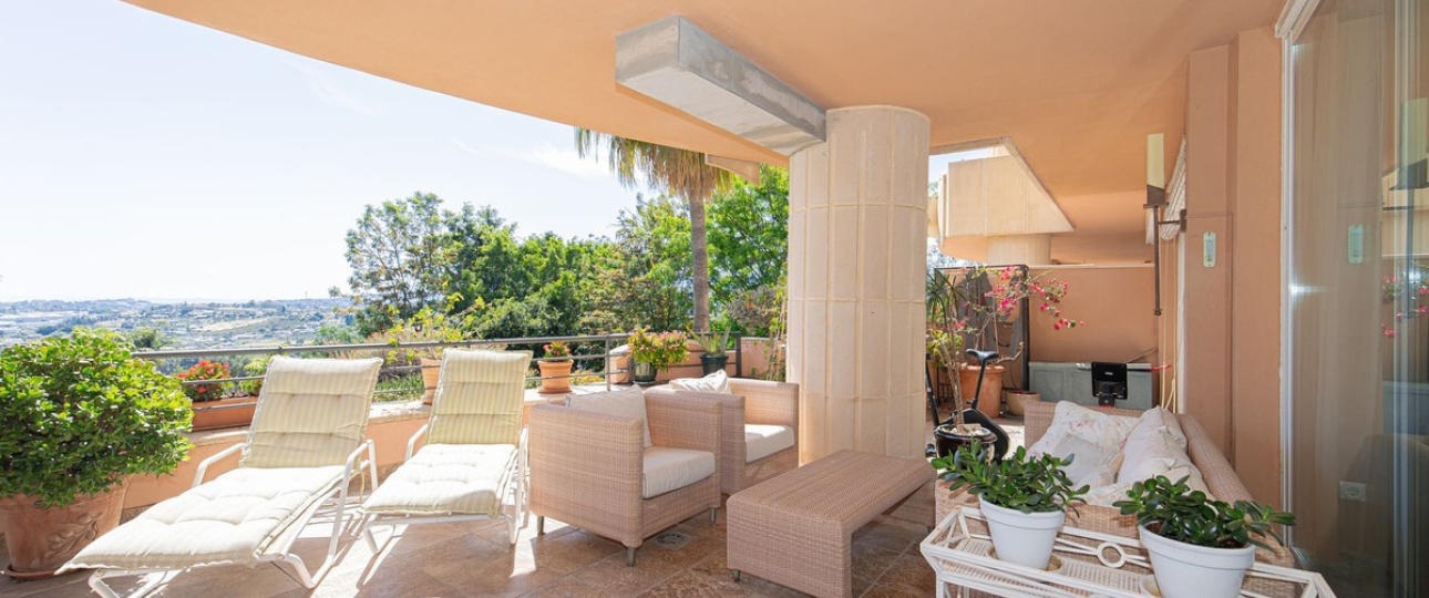 Resale - apartment - Marbella - Nueva Andalucía