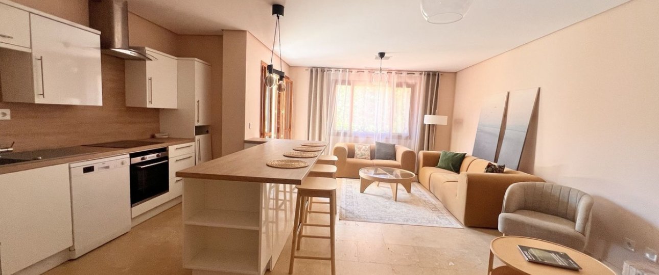 Resale - apartment - Marbella - Nueva Andalucía