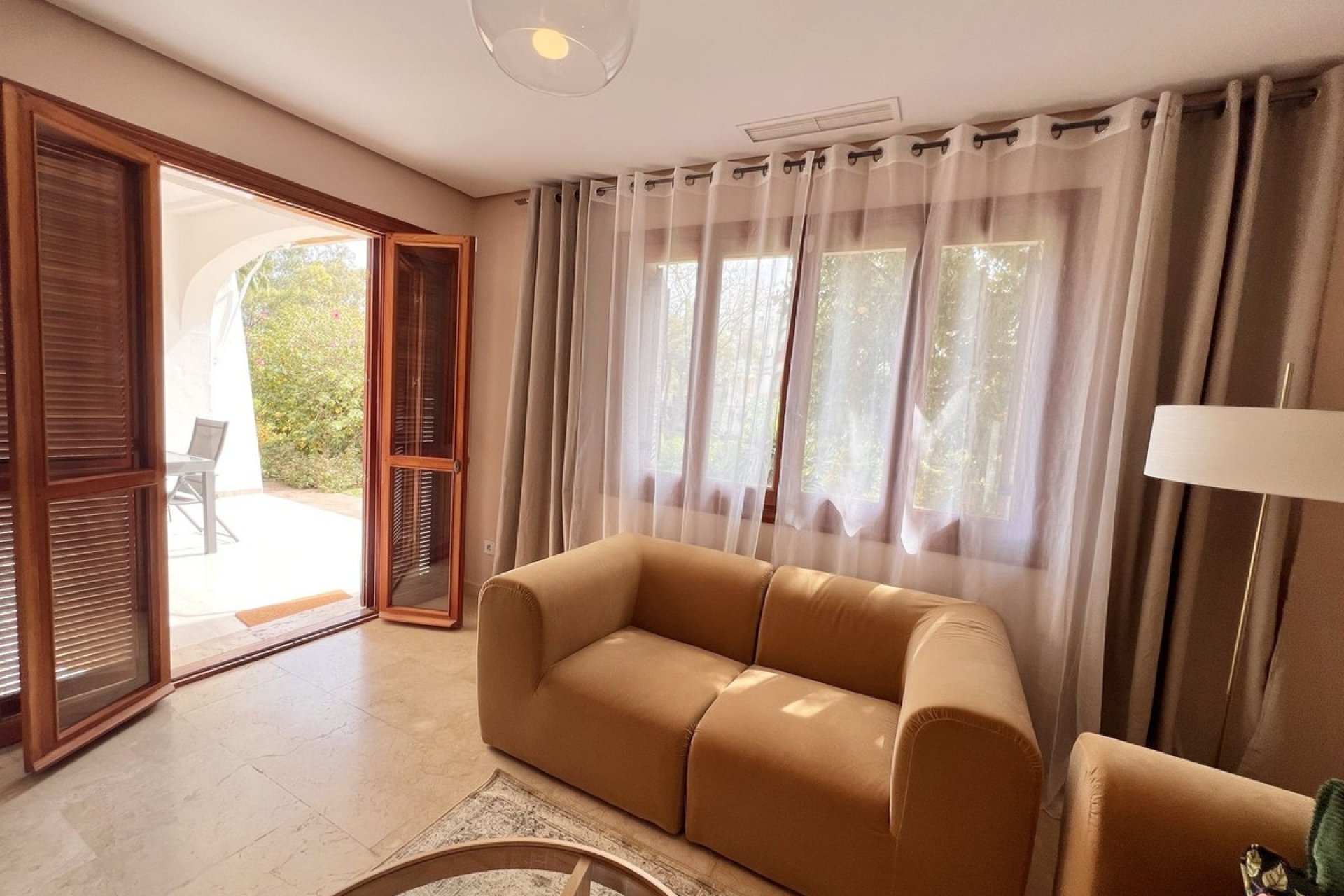 Resale - apartment - Marbella - Nueva Andalucía