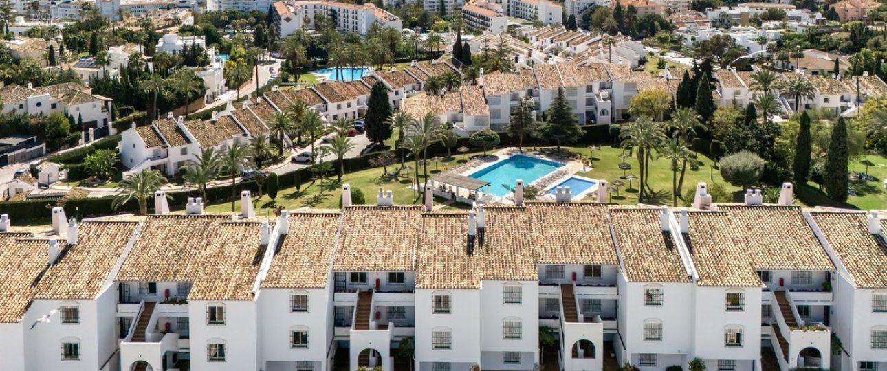 Resale - apartment - Marbella - Nueva Andalucía