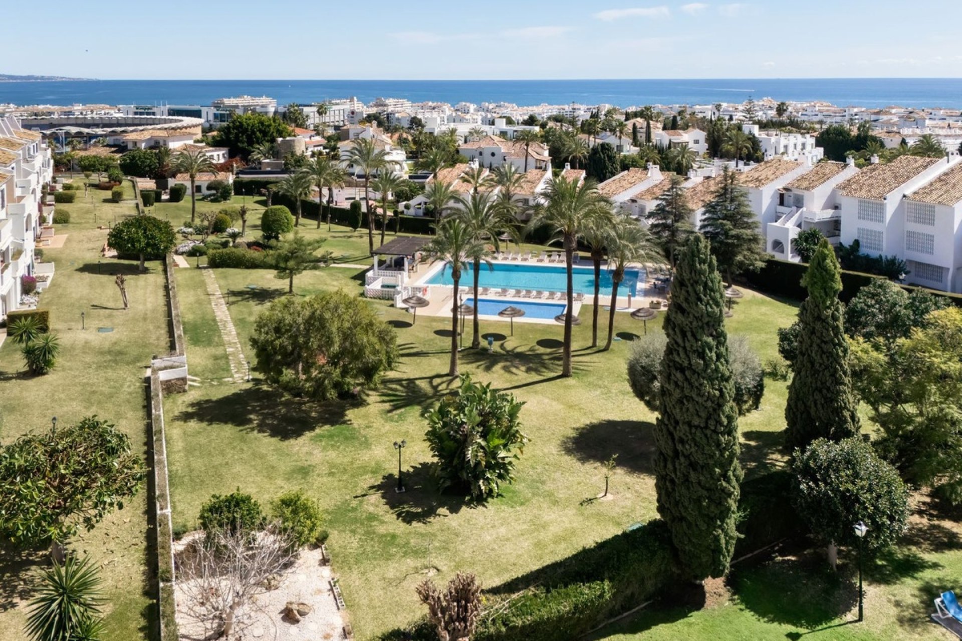 Resale - apartment - Marbella - Nueva Andalucía