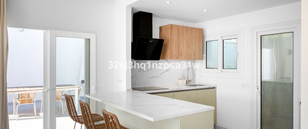 Resale - apartment - Marbella - Nueva Andalucía