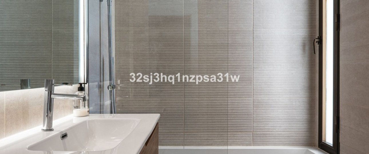 Resale - apartment - Marbella - Nueva Andalucía