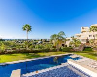 Resale - apartment - Marbella - Nueva Andalucía