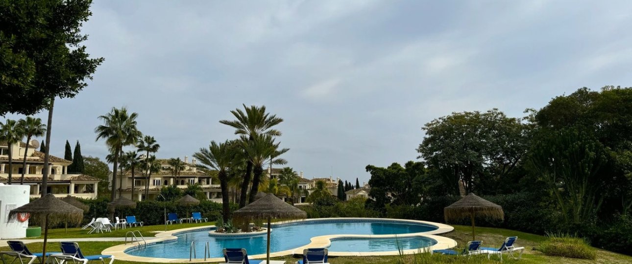 Resale - apartment - Marbella - Nueva Andalucía