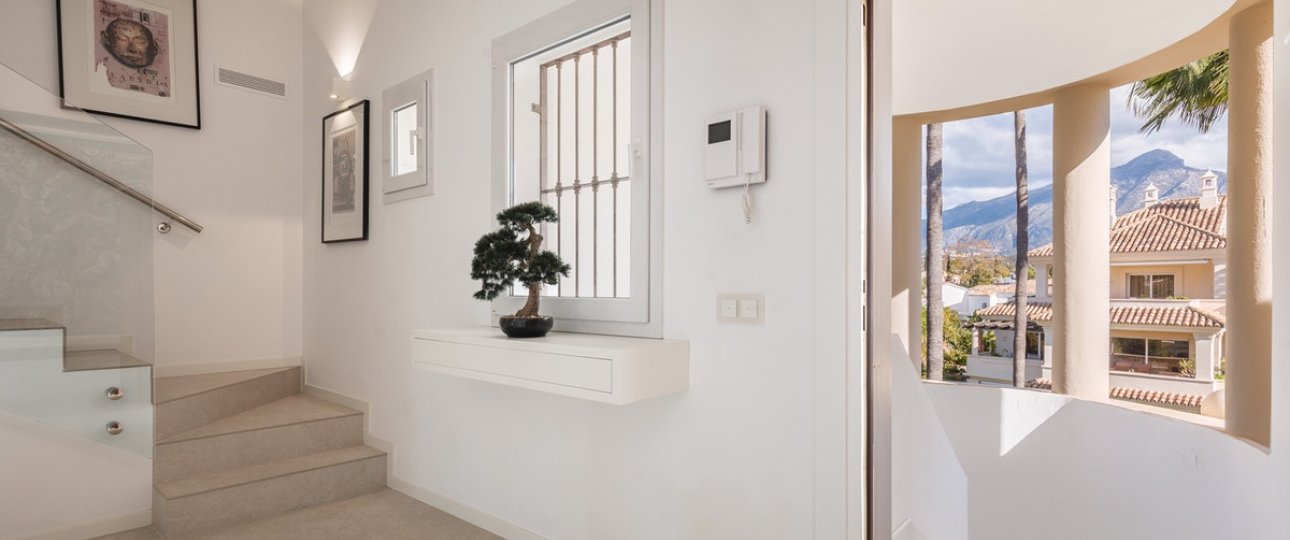 Resale - apartment - Marbella - Nueva Andalucía