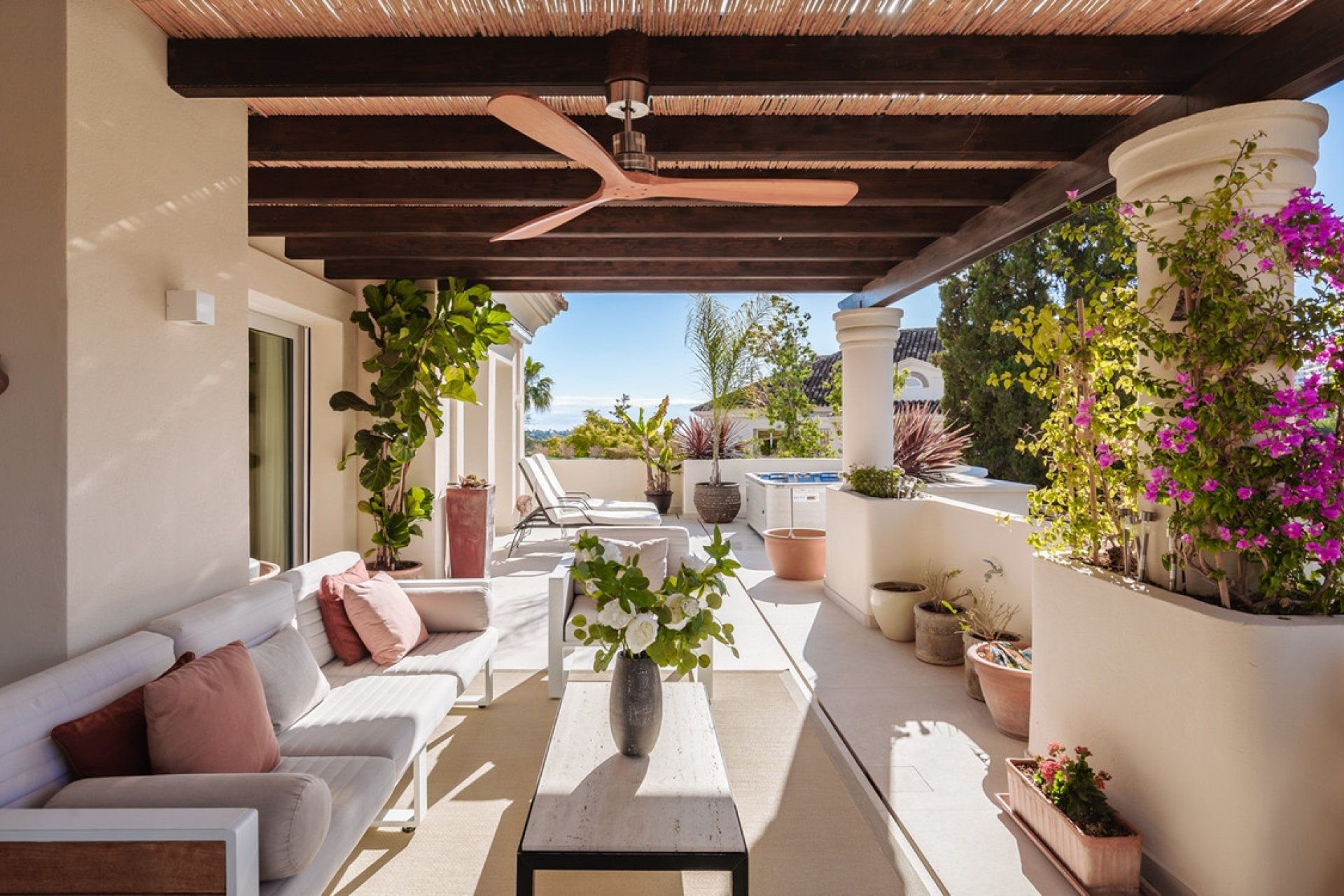 Resale - apartment - Marbella - Nueva Andalucía