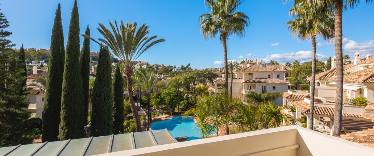 Resale - apartment - Marbella - Nueva Andalucía