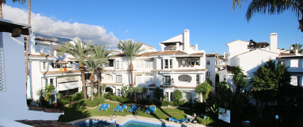 Resale - apartment - Marbella - Nueva Andalucía