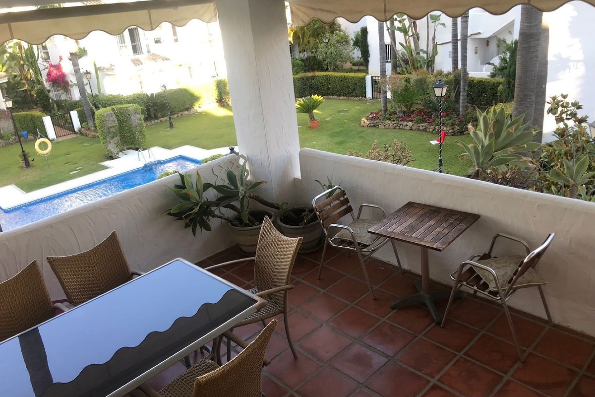 Resale - apartment - Marbella - Nueva Andalucía