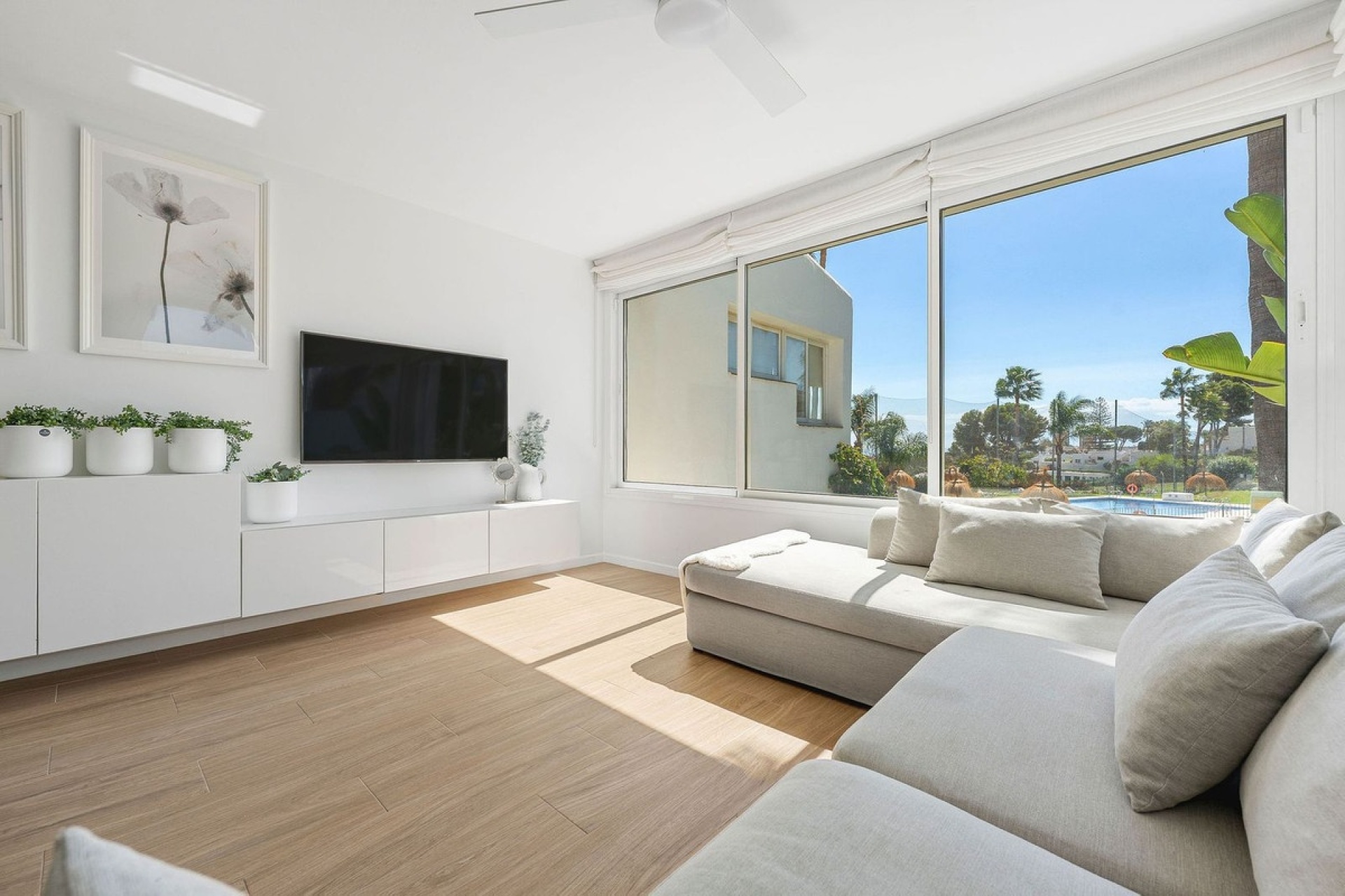 Resale - apartment - Marbella - Nueva Andalucía