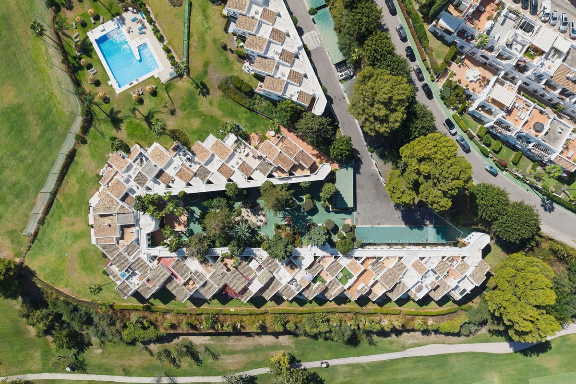 Resale - apartment - Marbella - Nueva Andalucía