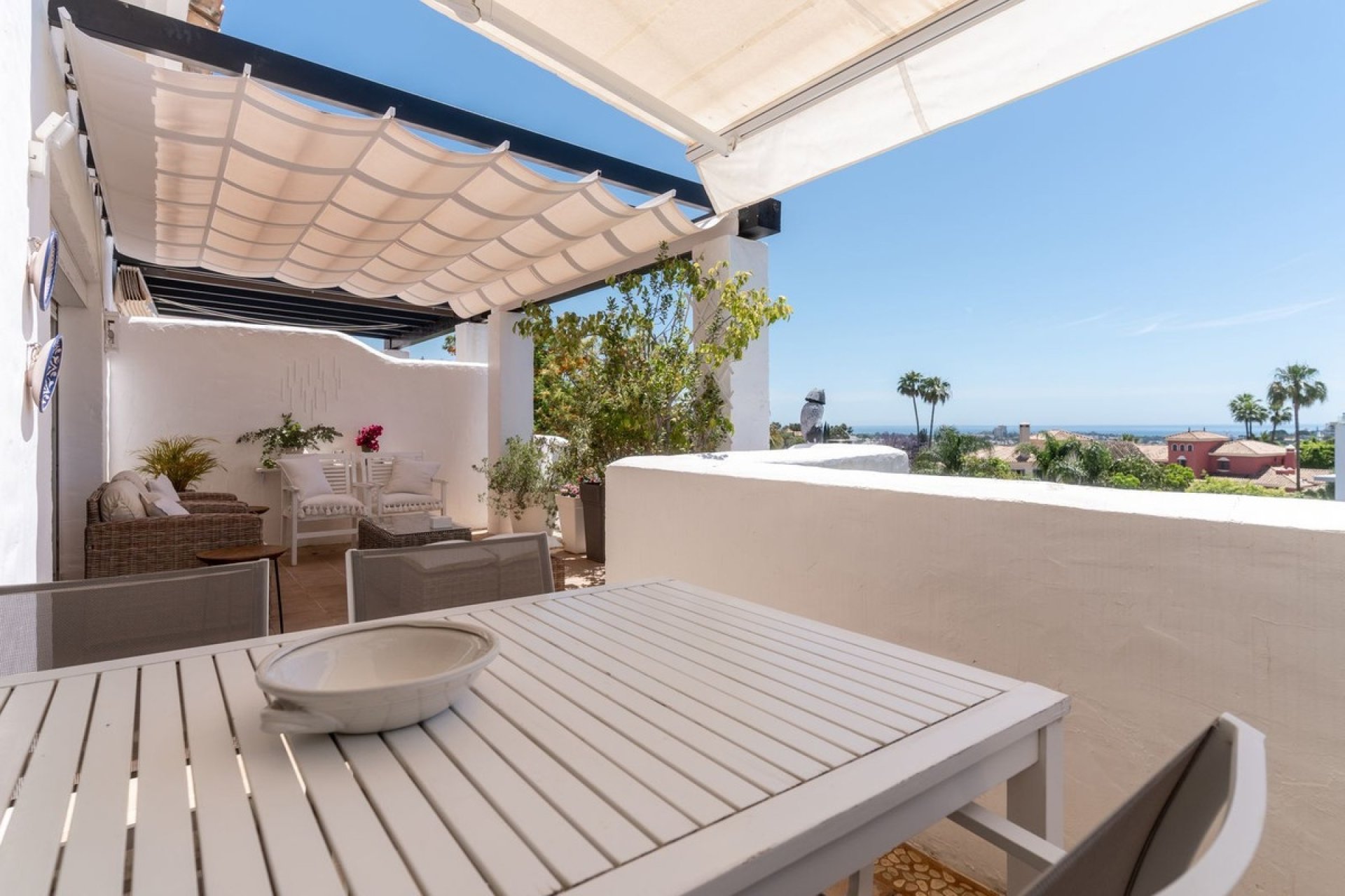 Resale - apartment - Marbella - Nueva Andalucía