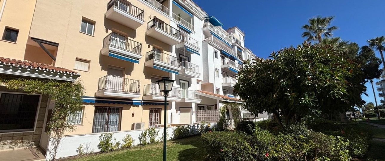 Resale - apartment - Marbella - Nueva Andalucía