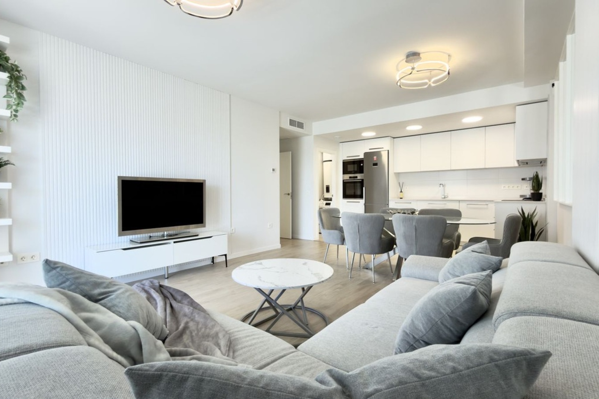 Resale - apartment - Marbella - Nueva Andalucía