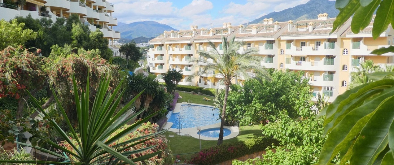 Resale - apartment - Marbella - Nueva Andalucía