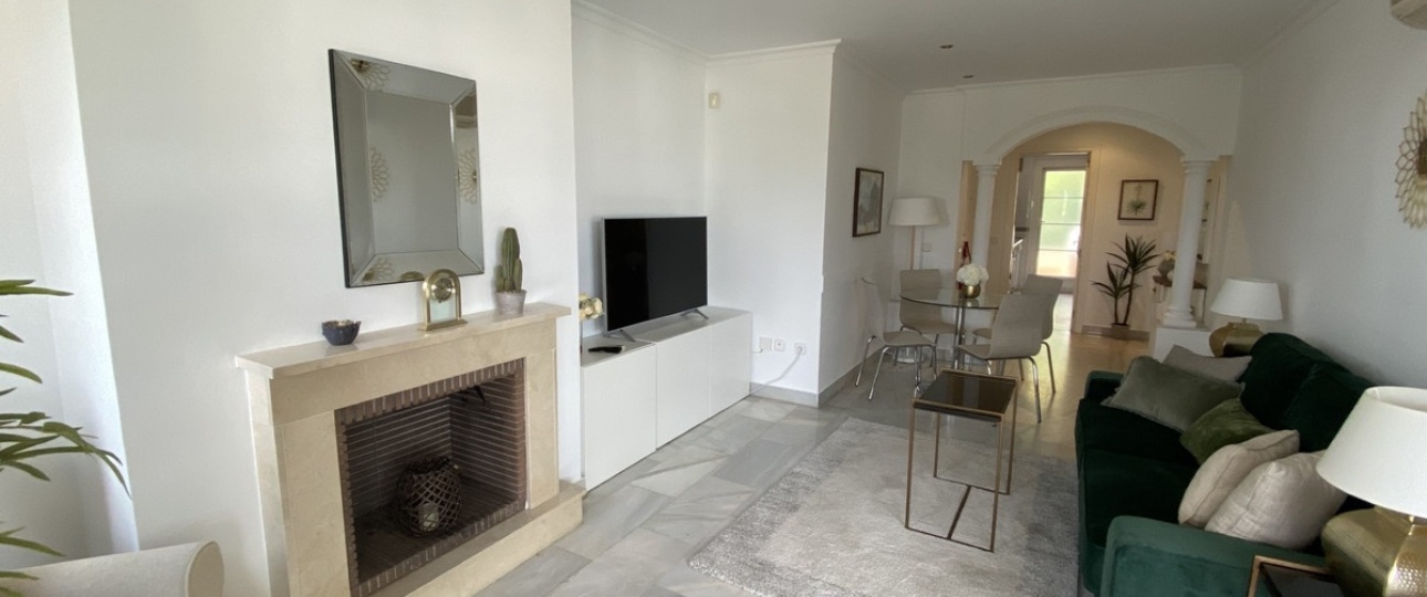 Resale - apartment - Marbella - Nueva Andalucía