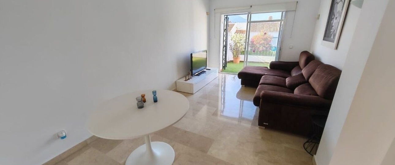 Resale - apartment - Marbella - Nueva Andalucía