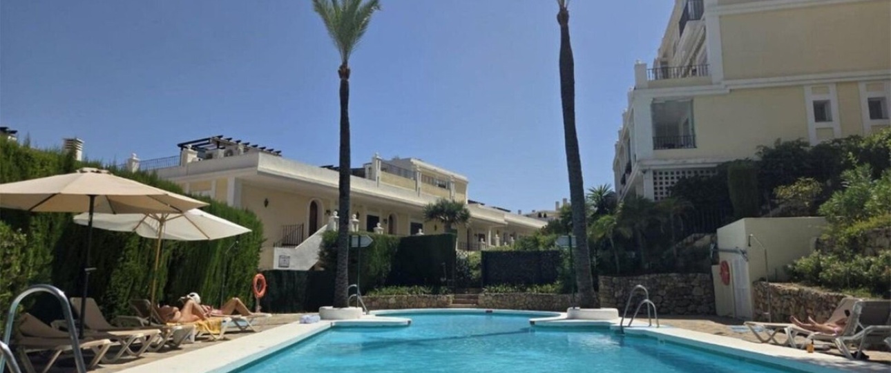Resale - apartment - Marbella - Nueva Andalucía