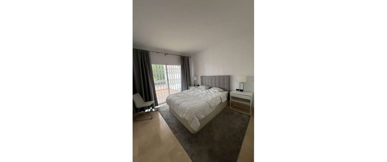 Resale - apartment - Marbella - Nueva Andalucía