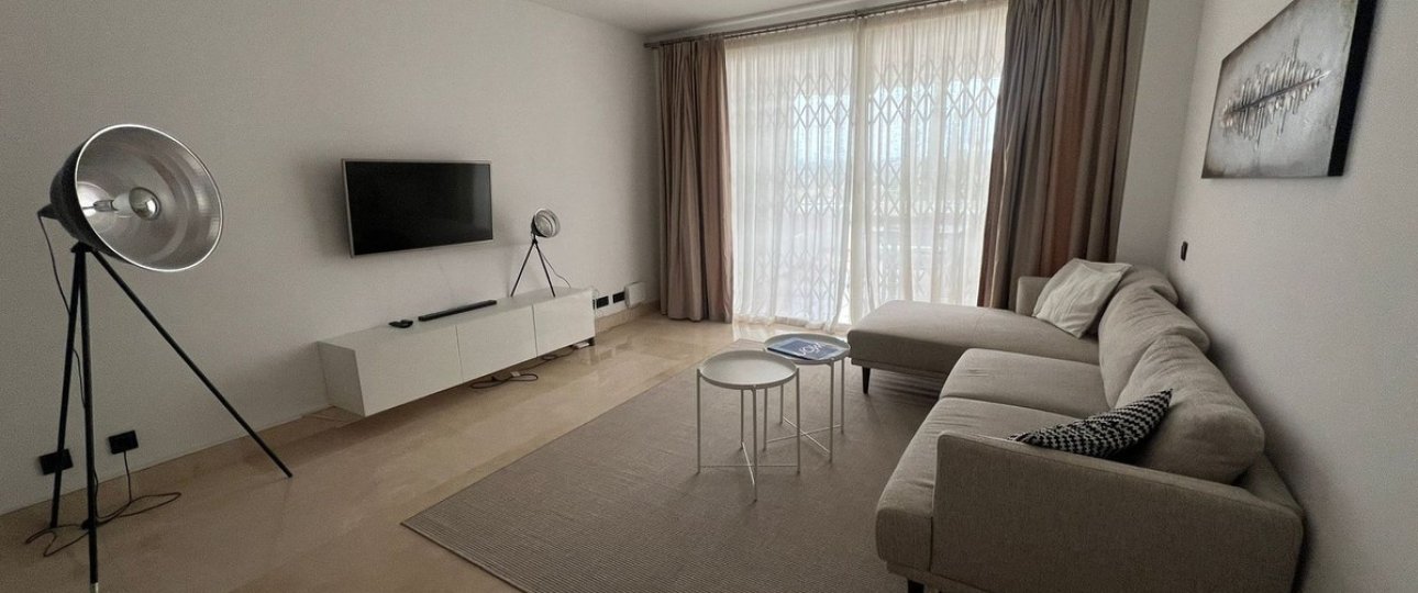 Resale - apartment - Marbella - Nueva Andalucía