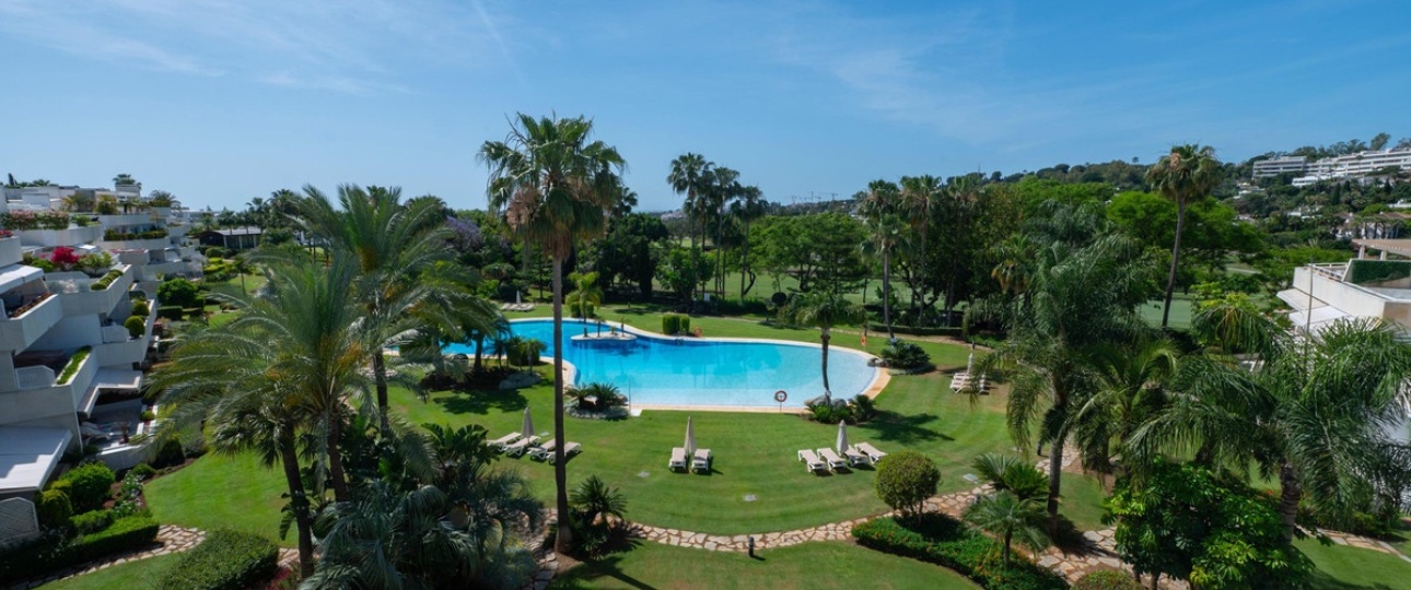 Resale - apartment - Marbella - Nueva Andalucía
