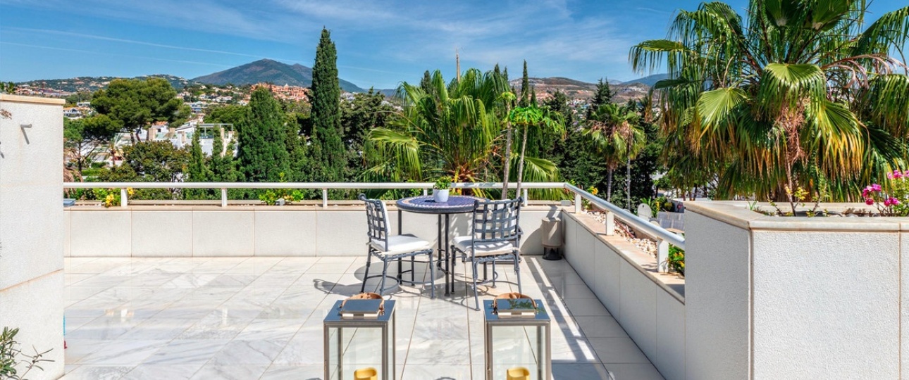 Resale - apartment - Marbella - Nueva Andalucía