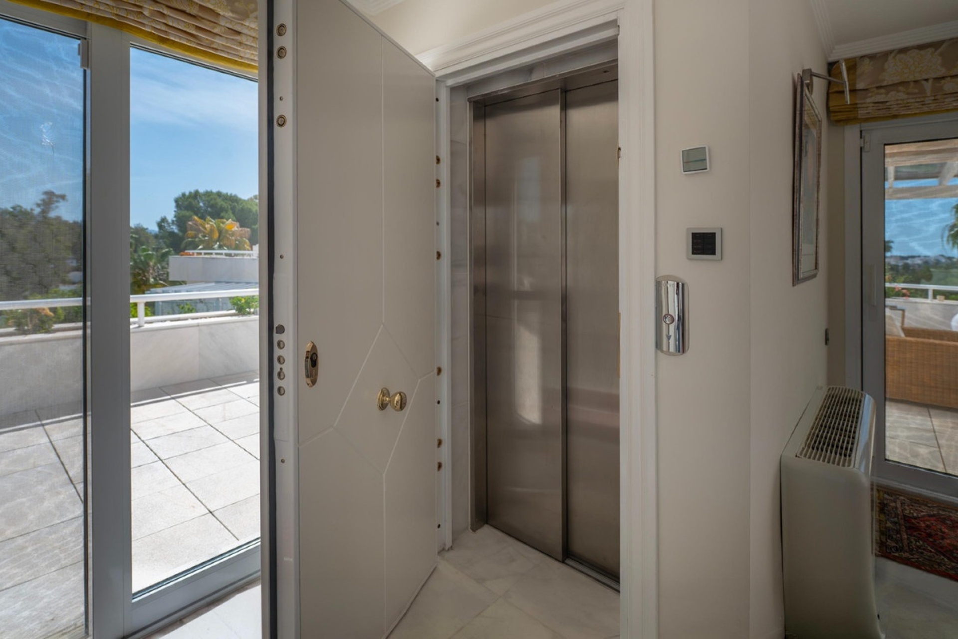 Resale - apartment - Marbella - Nueva Andalucía
